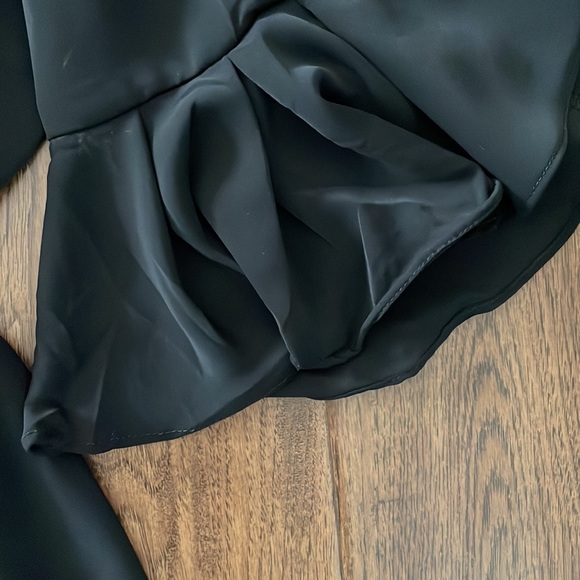 Black Robe WORN ONCE - Picture 2 of 5